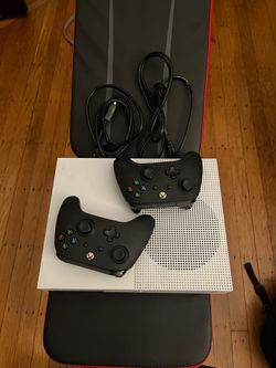 Xbox one brand new with 2 controllers and cords