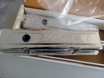 *****New****     valve covers $200