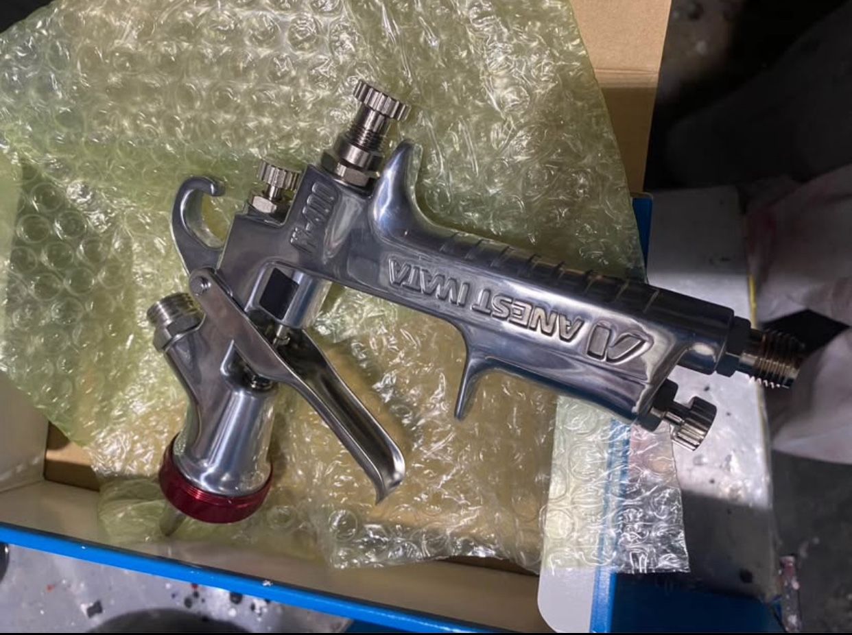 Iwata W-400 1.3 ,clear Or Base