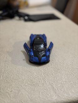 Pagani Huayra Year 2013 Blue 