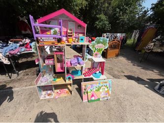 Doll playhouse