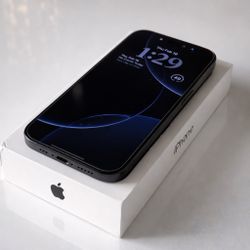 iPhone 16 Pro 128 GB 