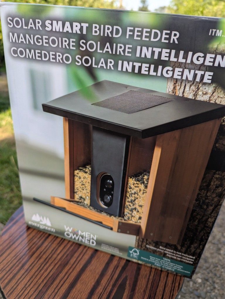 Solar Smart Bird Feeder