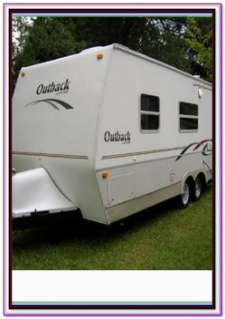 Super clean 2002 Keystone Outback 25FB Super Lite Travel Trailer