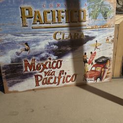 Pacifo Beer Sign