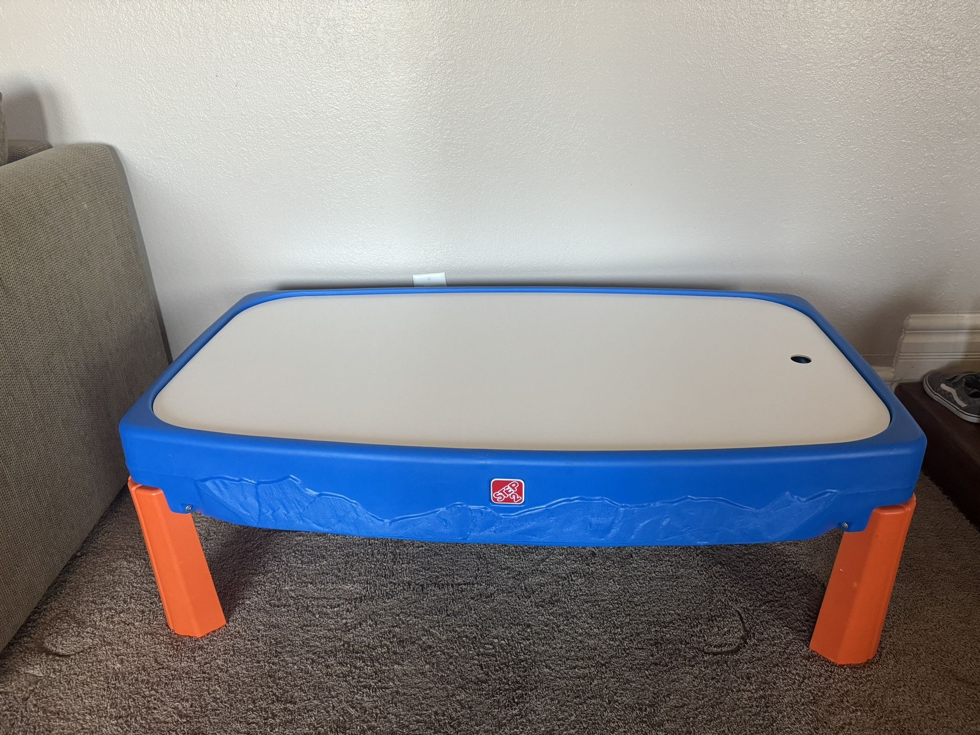 Step2 Hot Wheels Play Table And Race Track 