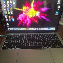 Apple McBook 13”