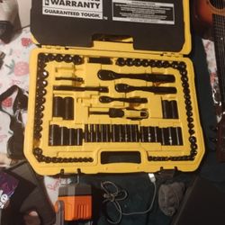 DeWalt  Tool Set