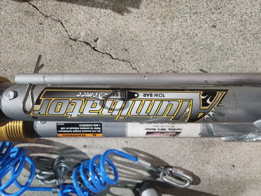 DEMCO ALUMINATOR TOW BAR
