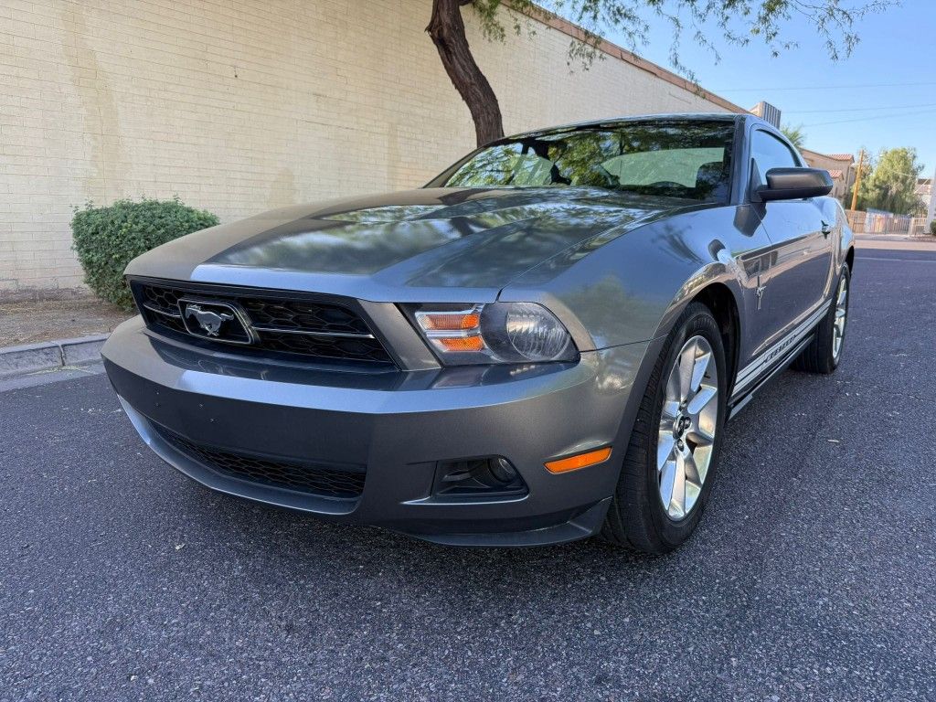 2010 FORD MUSTANG, CLEAN, AUTO-CHECK, 4.0L, V6, COLD AC, RUNS GREAT, FINANCE AVAILABLE 🚘