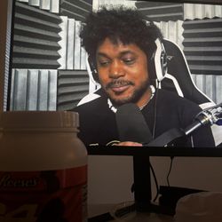 32in Samsung Monitor 