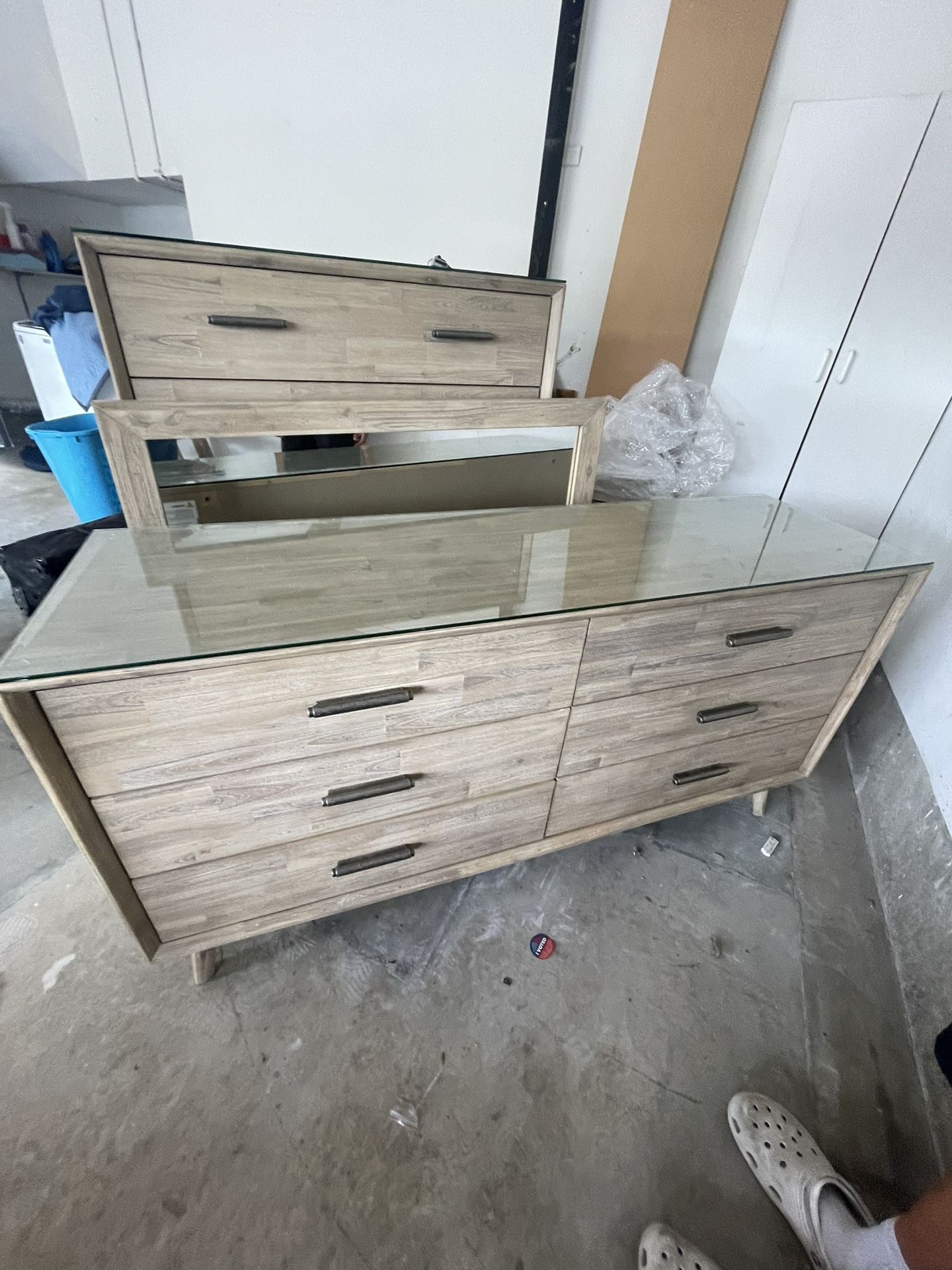 Sandalwood 6 drawer dresser + mirror + custom glass cover