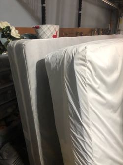 Queen Size Mattress and Box Spring Set