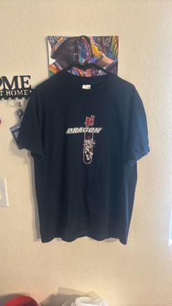 Vintage Y2K Dragon Skateboard Symbol Tee