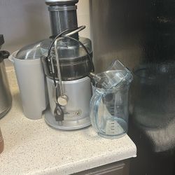 Breville Juicer 
