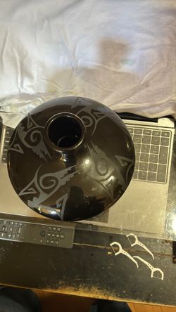 Native American art pot