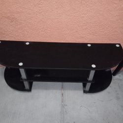 Beautiful 3-Shelf Coffee Table