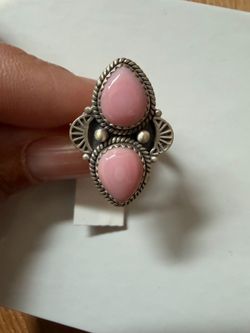 Authentic pink conch sterling silver ring size 8