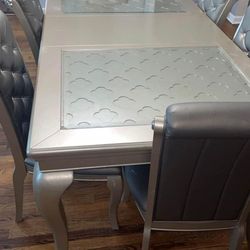 Dining Table W/ Chairs 