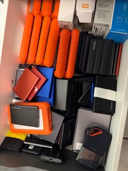 SSD | HD | Samsung t5, t7 , t9 | Lacie | Sandisk drives for sale 2tb, 4tb, etc