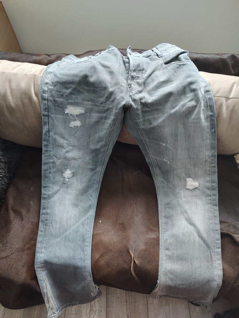 G-Star Men's Denim Jeans. 36 Waist. 32 Inseam. Split Sides At Bottom Of Legs