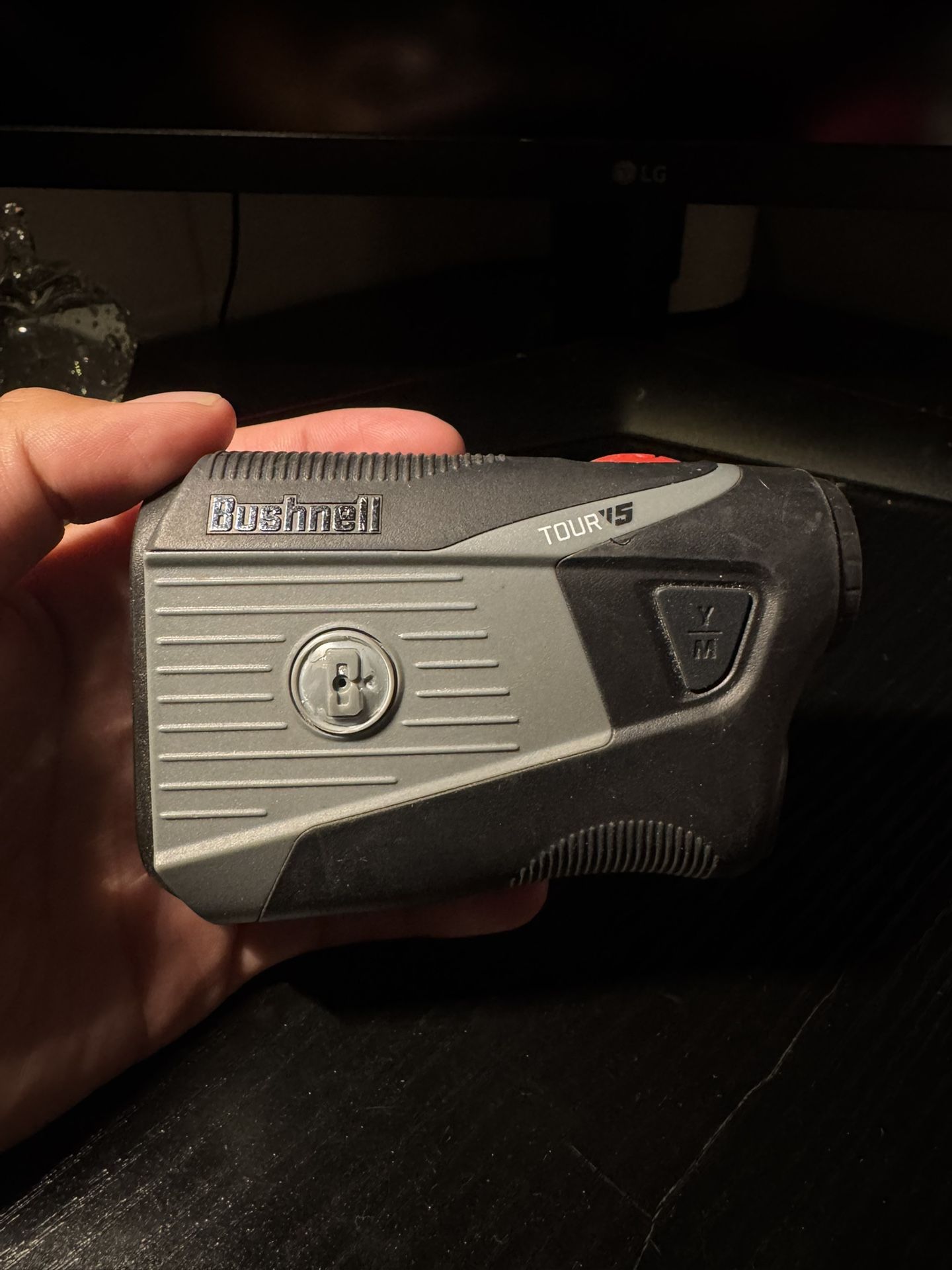 Bushnell Tour V5