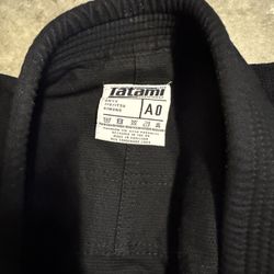 Tatami Jiu-Jitsu Gi – Black, Size A0 (With White Belt)