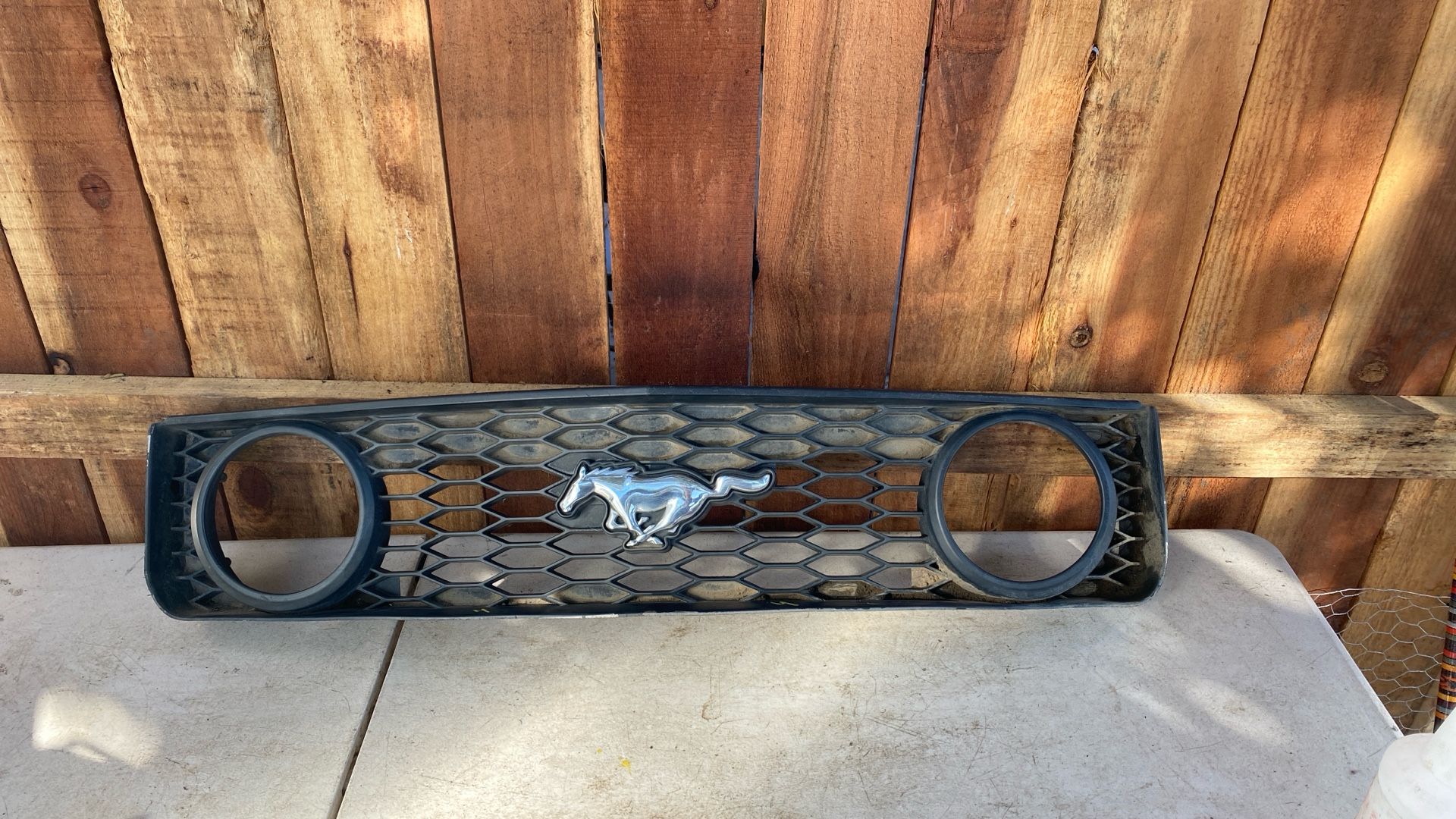 Ford Mustang Grille - 2005-2009 V8 GT - Part # 6R33 8200 BAW