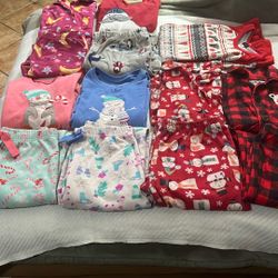 2 Pieces Pajama Set Girls Size -7/8 All Long Sleeve (Total 8 Pieces With Top And Bottom All Same Size Inner Fleece( Top And Bottom 2 Pieces-8 Dollars 