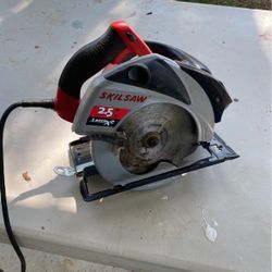 Skilsaw Circular Saw