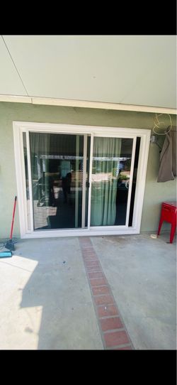 Sliding Door