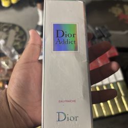 PERFUMES 
