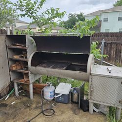 BBQ GRILL