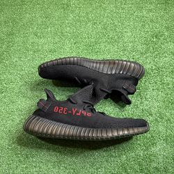 Yeezy 350 Bred