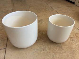 White Ceramic Pots