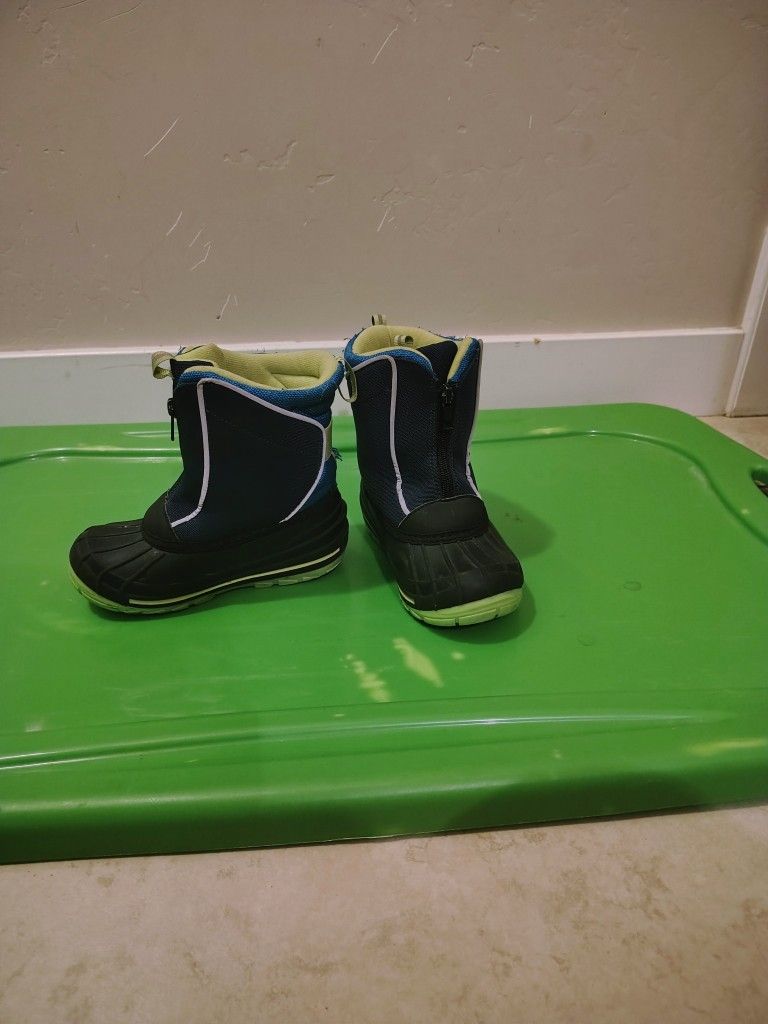 Kid's Snow Boots Size 11 