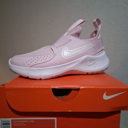 Nike pink shoes