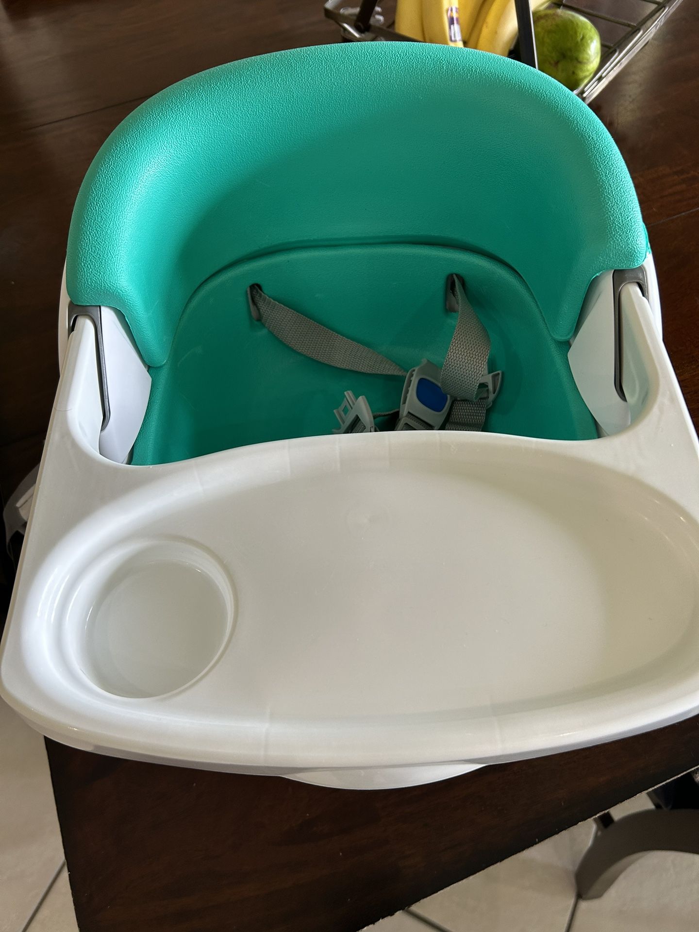 Booster Seat for Dining Table with Removable Tray