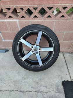 20' RIMS And Tire Staggered