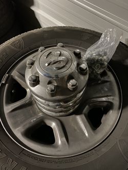 2017 Dodge Ram 2500 wheels