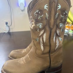 Women’s Western Boots Size 8
