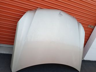 2010-2013 Mercedes E350 hood with accessories OEM.