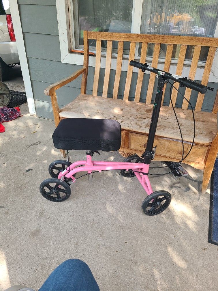 Knee Scooter