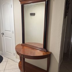 ETHANALLEN Entry Table with UnAttached Mirror