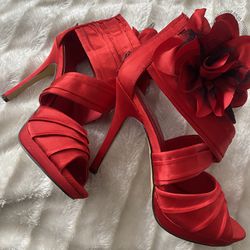 Size 9 Red Fun, Fiesta Heels  (Whitehall Area-south Charlotte)