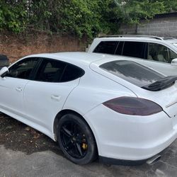 2011 Porsche Panorama