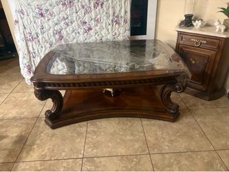 Coffee table set