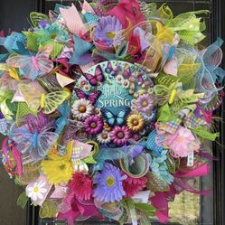 Colorful Spring Butterfly Daisy Wreath 