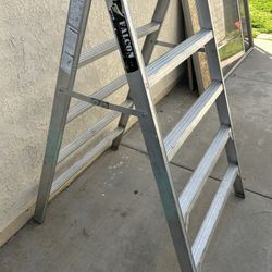 Step Ladder 