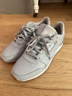 Reebok Sneakers : Women’s Size 10 : Light Grayish Blue 
